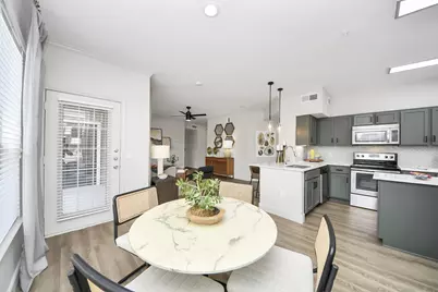 3003 Memorial Court #2443, Houston, TX 77007 - Photo 13