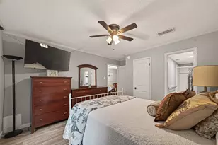 3834 Laura Leigh Dr, Friendswood, TX 77546 - Photo 15