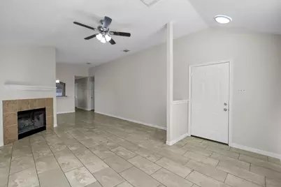 10486 Twin Circles Drive, Montgomery, TX 77356 - Photo 7