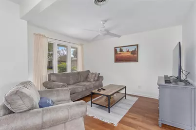 206 Texas Avenue, League City, TX 77573 - Photo 3