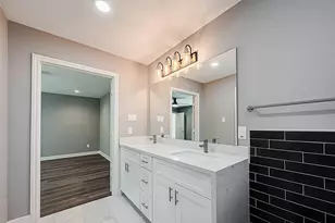 1623 Cherry Ridge Dr, Houston, TX 77077 - Photo 31