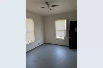 1002 Avenue M, Galveston, TX 77550 - Photo 3