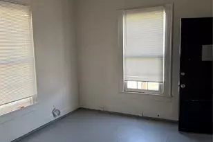 1002 Avenue M, Galveston, TX 77550 - Photo 3