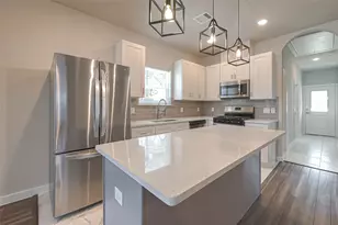 910 King St, Houston, TX 77022 - Photo 17