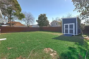 910 King St, Houston, TX 77022 - Photo 33