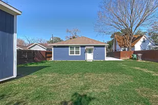 910 King St, Houston, TX 77022 - Photo 29
