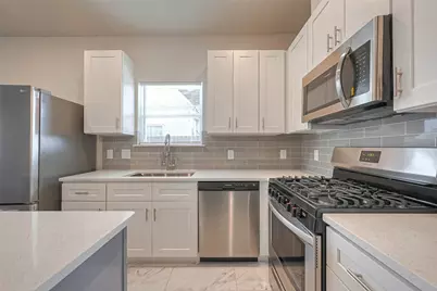 910 King Street, Houston, TX 77022 - Photo 13