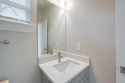910 King Street, Houston, TX 77022 - Photo 25