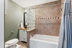 4602 Randwick Dr, Houston, TX 77092 - Photo 23