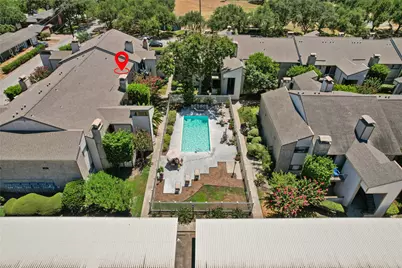 7063 N Holiday Drive, Galveston, TX 77550 - Photo 23