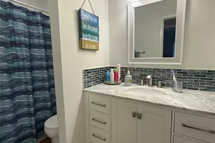 7063 N Holiday Dr, Galveston, TX 77550 - Photo 13