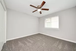9638 Ravensworth Dr, Houston, TX 77031 - Photo 25