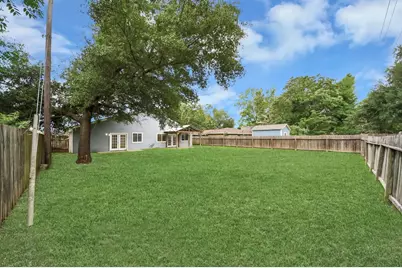 9638 Ravensworth Drive, Houston, TX 77031 - Photo 35