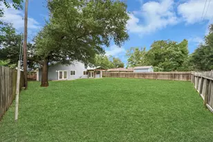 9638 Ravensworth Dr, Houston, TX 77031 - Photo 35