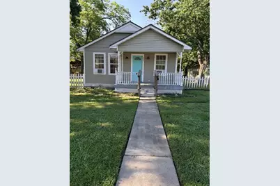 732 4th Street, Sealy, TX 77474 - Photo 1