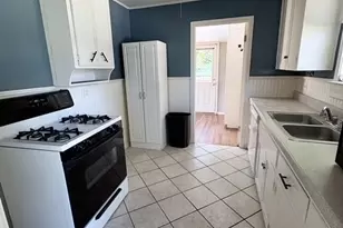 732 4th St, Sealy, TX 77474 - Photo 11