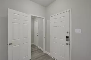 13027 Lark Point Ct, Houston, TX 77044 - Photo 3