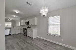 13027 Lark Point Ct, Houston, TX 77044 - Photo 15