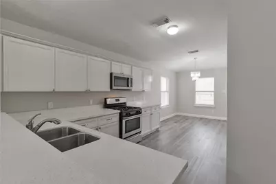 13027 Lark Point Court, Houston, TX 77044 - Photo 9