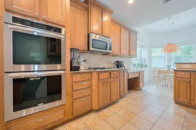 157 E Frontera Circle, The Woodlands, TX 77382 - Photo 17
