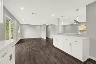 2811 Amboy St, Houston, TX 77026 - Photo 11