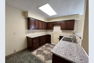 11039 Holworth Drive, Houston, TX 77072 - Photo 7