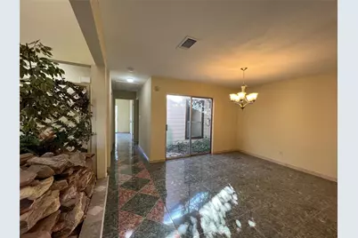 11039 Holworth Drive, Houston, TX 77072 - Photo 5