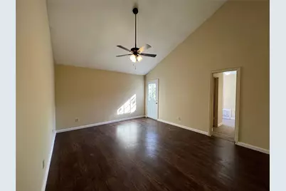 11039 Holworth Drive, Houston, TX 77072 - Photo 9