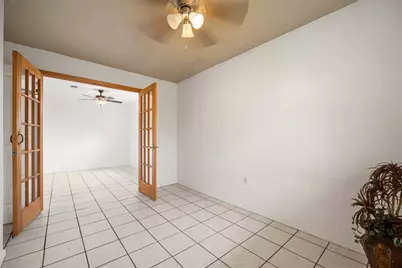 522 Hollyvale Dr, Houston, TX 77060 - Photo 11