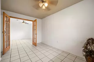 522 Hollyvale Dr, Houston, TX 77060 - Photo 11