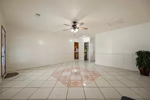 522 Hollyvale Dr, Houston, TX 77060 - Photo 3