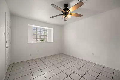 522 Hollyvale Dr, Houston, TX 77060 - Photo 7