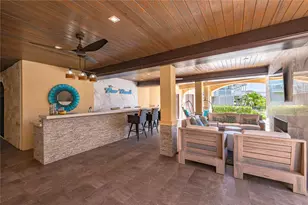 215 Sampan Dr, Galveston, TX 77554 - Photo 17