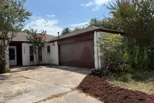 1635 Bradney Dr, Houston, TX 77077 - Photo 3