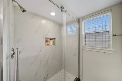 8822 Ryton Lane, Houston, TX 77088 - Photo 13
