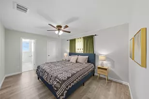 8822 Ryton Ln, Houston, TX 77088 - Photo 15