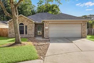 1206 Halls Bridge, League City, TX 77573 - Photo 1