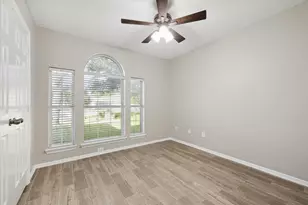 1206 Halls Bridge, League City, TX 77573 - Photo 9