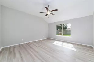 6834 Pear Point Ln, Richmond, TX 77469 - Photo 19