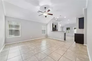 6834 Pear Point Ln, Richmond, TX 77469 - Photo 9