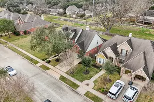 1314 Ravenel Ln, Sugar Land, TX 77479 - Photo 39
