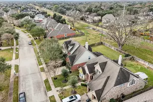 1314 Ravenel Ln, Sugar Land, TX 77479 - Photo 35