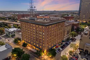 915 Franklin St, Houston, TX 77002 - Photo 1