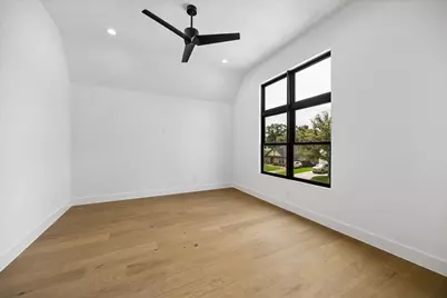 1710 Gardenia Drive, Houston, TX 77018 - Photo 21