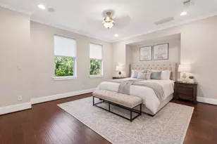 816 Yale St, Houston, TX 77007 - Photo 11