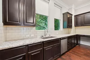 816 Yale St, Houston, TX 77007 - Photo 5