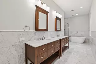 816 Yale St, Houston, TX 77007 - Photo 13