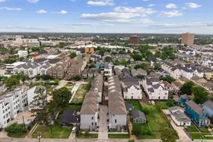 1565 W 22nd St, Houston, TX 77008 - Photo 35