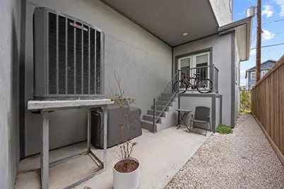 1565 W 22nd Street, Houston, TX 77008 - Photo 29