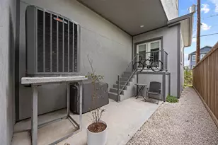 1565 W 22nd St, Houston, TX 77008 - Photo 29